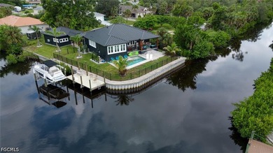 A One-of-a-Kind TREND SETTING Masterpiece on the Water! Welcome - photo 18