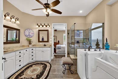 You'll fall in love with this beautiful blend of luxury and - photo 19
