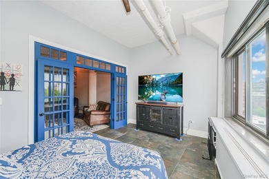 There is so much to love! Modern and chic, yet warm and inviting - photo 8