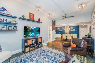 There is so much to love! Modern and chic, yet warm and inviting - photo 10