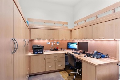 Some homes offer luxury. Very few offer an experience that can - photo 40