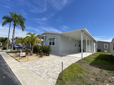 Lake Tarpon Home For Sale in Tarpon Springs Florida