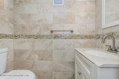 Welcome to Princes Bay! Located in Wolf's Pond Estate, this - photo 8