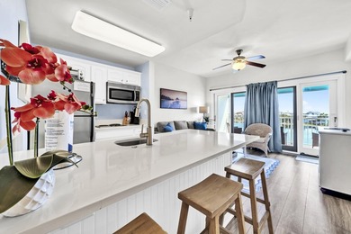 Updated 1 BR 1BA with breathtaking lake and Gulf views and - photo 8