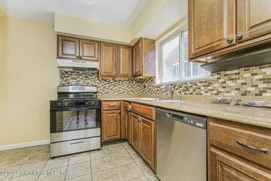 Welcome to 514 Riga Street , an affordable and lovely 3 bedroom - photo 8
