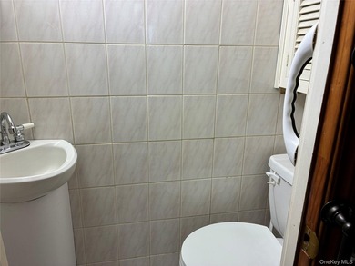 Welcome to this 3-bedroom, 1-bath single-family home ideally - photo 12