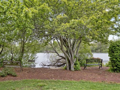 Priced to sellpletely renovated in 2024, this stunning 2-bed - photo 5