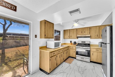 Ready for occupancy after closing, beautiful well taken care - photo 15