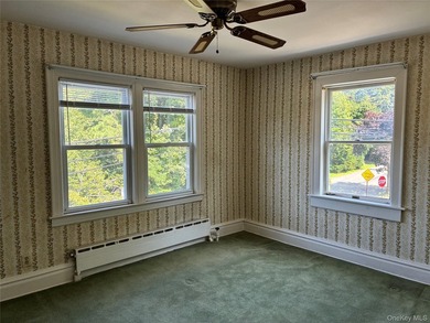 Welcome to this 3-bedroom, 1-bath single-family home ideally - photo 15