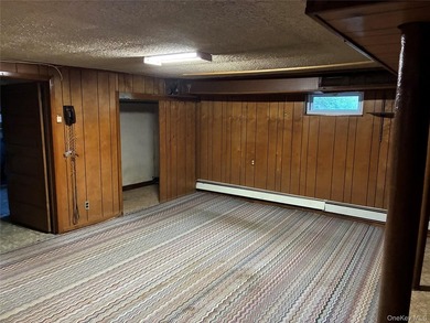 Welcome to this 3-bedroom, 1-bath single-family home ideally - photo 18