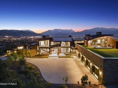 Elevated above the rest, this striking mountain estate claims - photo 3
