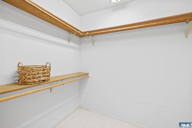 Welcome to this beautiful 2-bedroom + den, 2-bath condo in the - photo 31