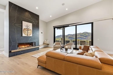 Enjoy elevated mountain living in this exceptional Hideout - photo 8
