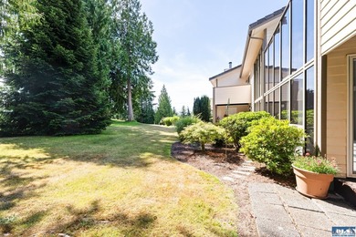Welcome to this beautiful 2-bedroom + den, 2-bath condo in the - photo 39