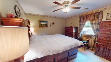 Waterfront Haven 4 bed 4 bath with serene waterfront views - photo 26