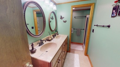Waterfront Haven 4 bed 4 bath with serene waterfront views - photo 9