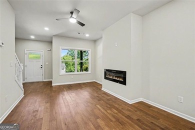Brand new construction in great lake front development, Crystal - photo 9