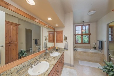 Stunning custom built home with a well thought out floor plan - photo 13