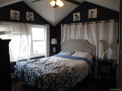 A stunning, fully renovated, move-in-ready raised Colonial on a - photo 19