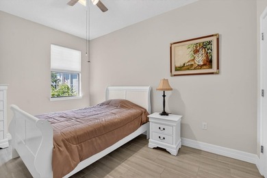 Best unit in Boca Flores! This beautifully upgraded 2-bedroom - photo 28