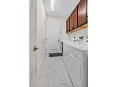 Best unit in Boca Flores! This beautifully upgraded 2-bedroom - photo 30