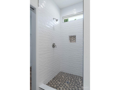 This Adorable and semi-custom craftsman inspired brand new home - photo 31