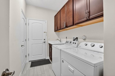 Best unit in Boca Flores! This beautifully upgraded 2-bedroom - photo 31