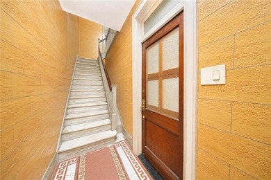 Exceptional investment opportunity in the heart of Gravesend! - photo 9