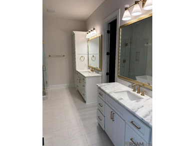 New construction. Welcome to your dream home, meticulously - photo 4