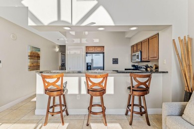 Private Rooftop! Experience breathtaking views of the Emerald - photo 14