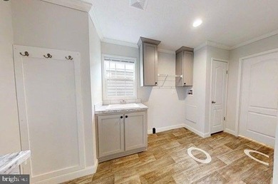 Welcome home to Eubanks Road! This charming ranch-style home is - photo 6