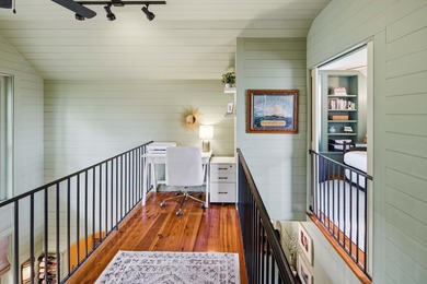 Tucked within the charming Catfiddle Street enclave in the heart - photo 32