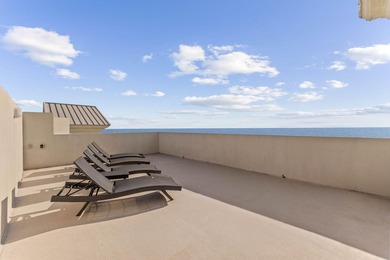 Private Rooftop! Experience breathtaking views of the Emerald - photo 32