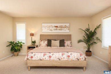 Architectural gem with stunning views of the Olympic Mountains - photo 32
