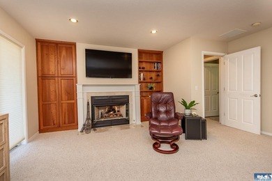 Architectural gem with stunning views of the Olympic Mountains - photo 34