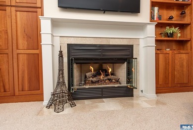 Architectural gem with stunning views of the Olympic Mountains - photo 35