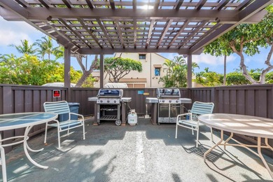 Perched at the top of Maui Kamaole affords this condo a very - photo 35