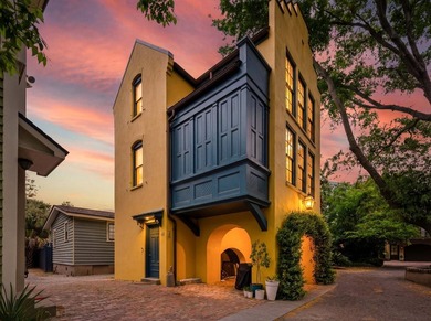 Tucked within the charming Catfiddle Street enclave in the heart - photo 40