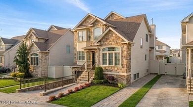 Welcome to 86 West Castor Place, a truly exceptional - photo 4