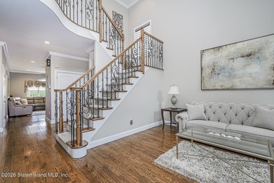 Welcome to 86 West Castor Place, a truly exceptional - photo 9