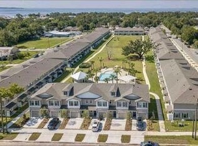 Downtown Pensacola hidden gem! Fully furnished townhome and - photo 3