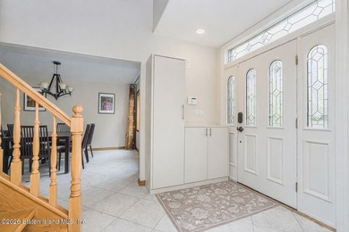 Welcome to 31 4th Court! This stunning 1-family colonial, is - photo 4
