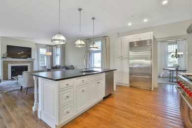 NEW LISTING VILLANOVA HEIGHTS Grand 7-Bd. Shingle-Style Mansion - photo 17