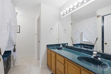 Don't miss this very clean, well-maintained 4-bedroom, 2-bath - photo 22