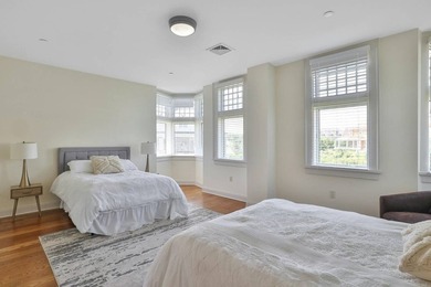 NEW LISTING VILLANOVA HEIGHTS Grand 7-Bd. Shingle-Style Mansion - photo 30