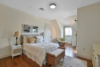 NEW LISTING VILLANOVA HEIGHTS Grand 7-Bd. Shingle-Style Mansion - photo 31