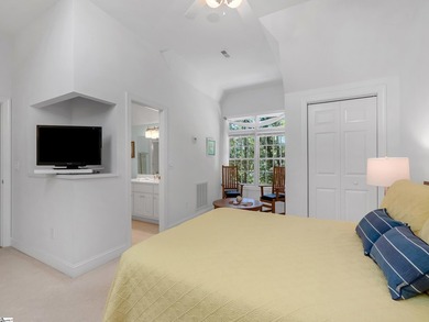 Welcome to 1 Thaxter Way, nestled in the coveted Cliffs Valley - photo 32