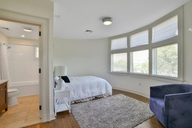 NEW LISTING VILLANOVA HEIGHTS Grand 7-Bd. Shingle-Style Mansion - photo 32
