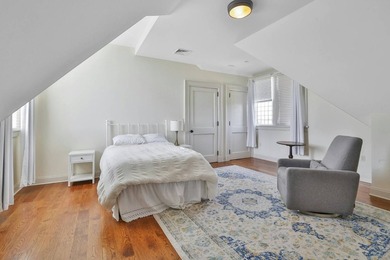 NEW LISTING VILLANOVA HEIGHTS Grand 7-Bd. Shingle-Style Mansion - photo 33