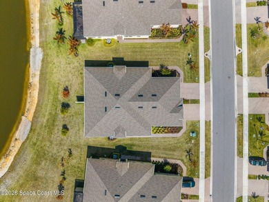 Welcome to maintenance-free luxury living in the highly - photo 42